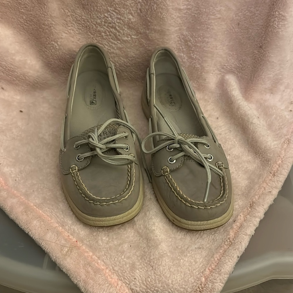 Grey Sperrys